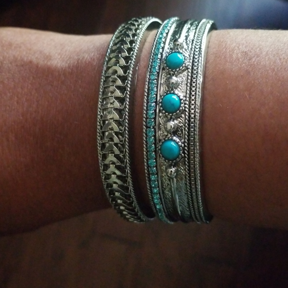 Bracelet